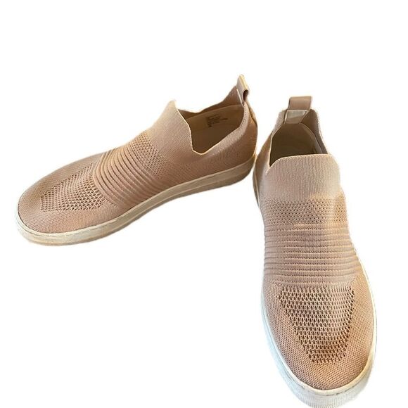 5/$50 Madden Girl Dusty Rose Pink Slip on Sneakers size 8.5 - Picture 1 of 3
